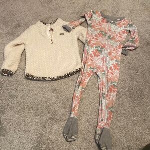 Juicy couture kids 24m baby girl Sherpa cream with leopard print trim‎